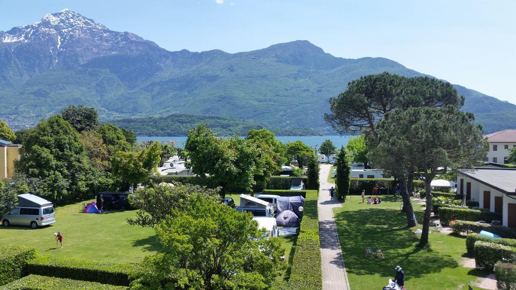Hotel Bungalows Europa Домазо Екстер'єр фото