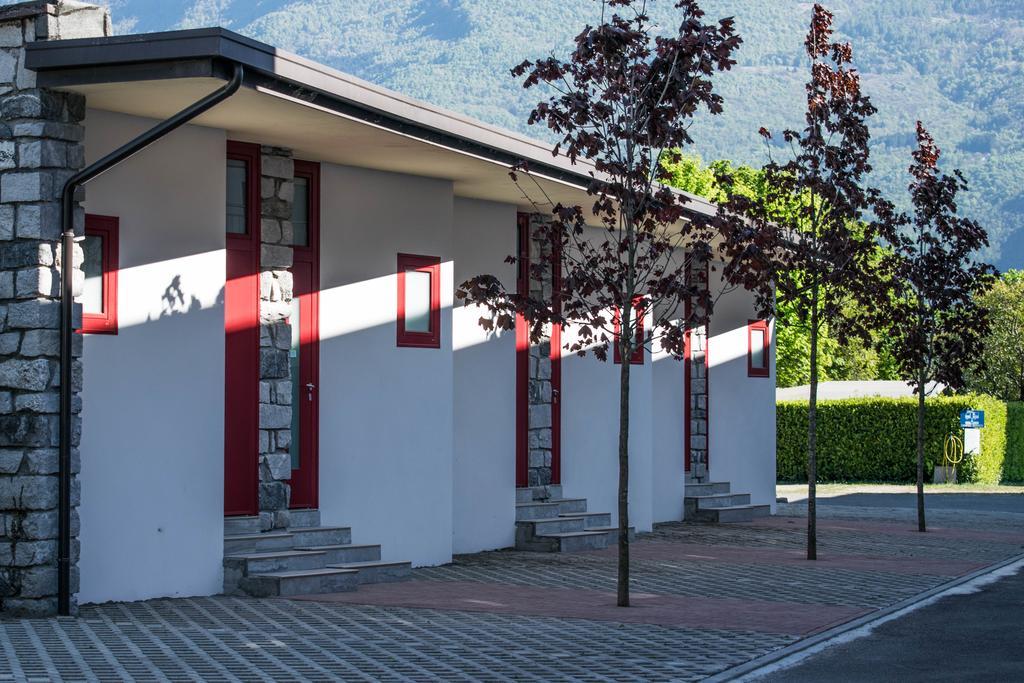 Hotel Bungalows Europa Домазо Екстер'єр фото