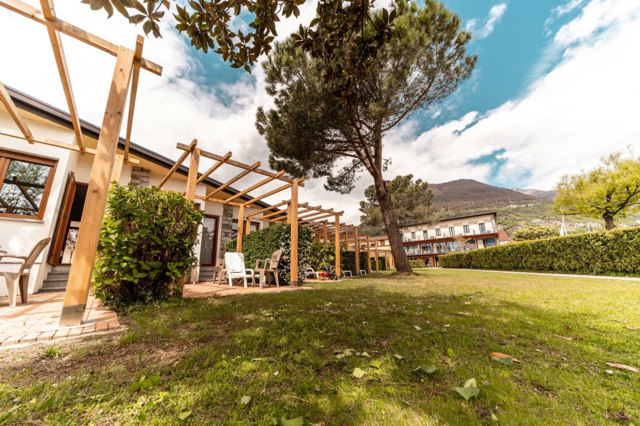 Hotel Bungalows Europa Домазо Екстер'єр фото