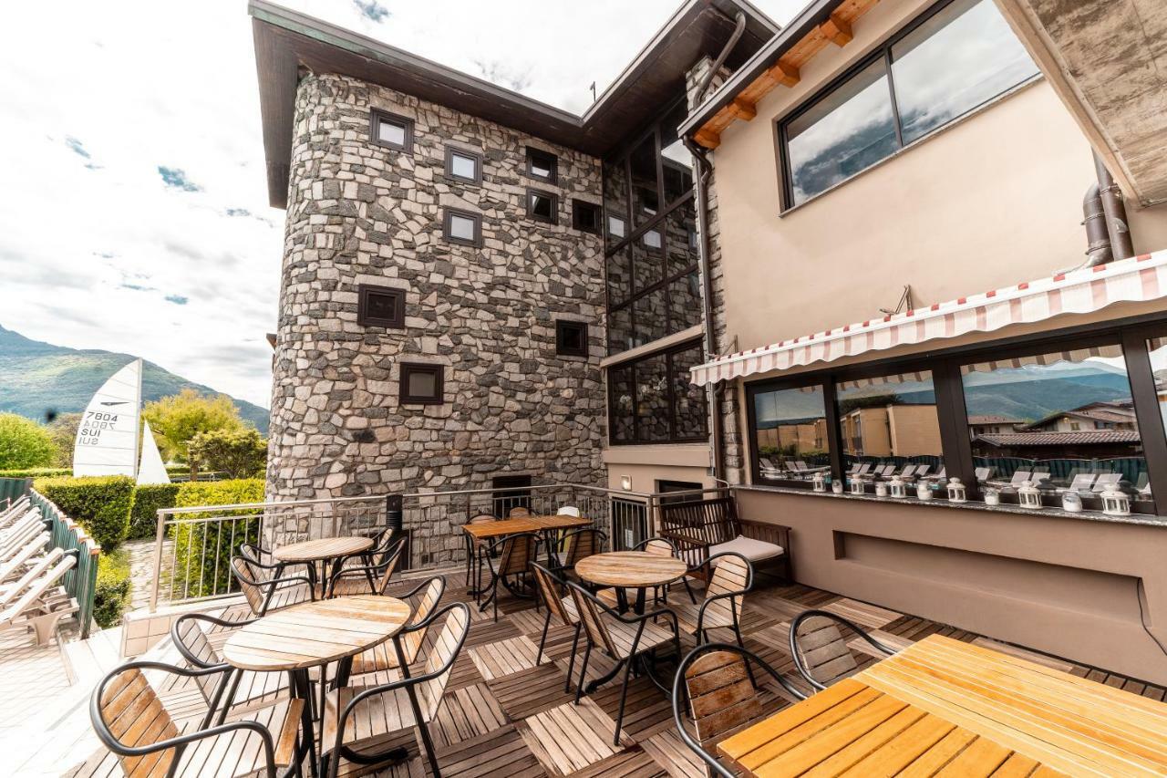 Hotel Bungalows Europa Домазо Екстер'єр фото